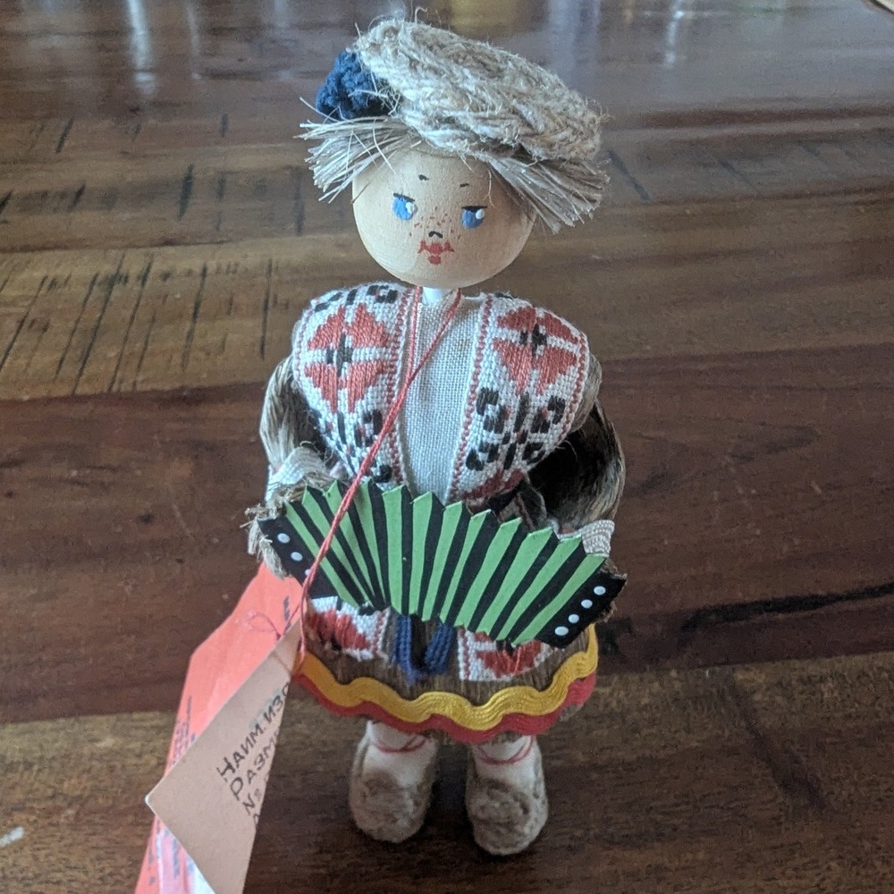 Vtg Russian Folk Doll Multicolor Straw Linen Accordion Player 6 in Collectible